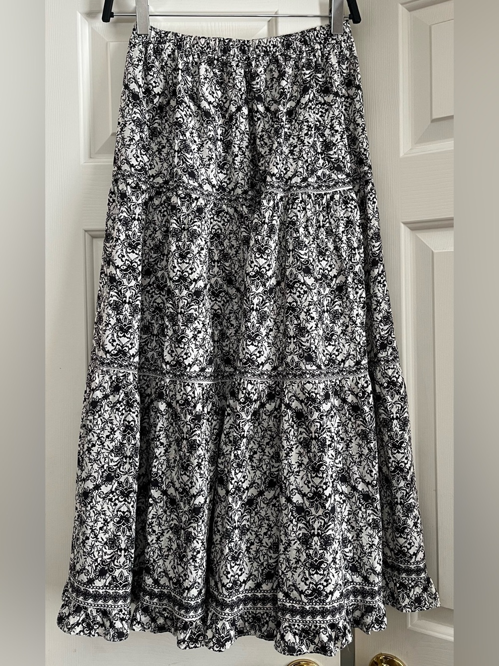 Max Studio Black and White Printed Tiered Maxi Skirt Size XS/S